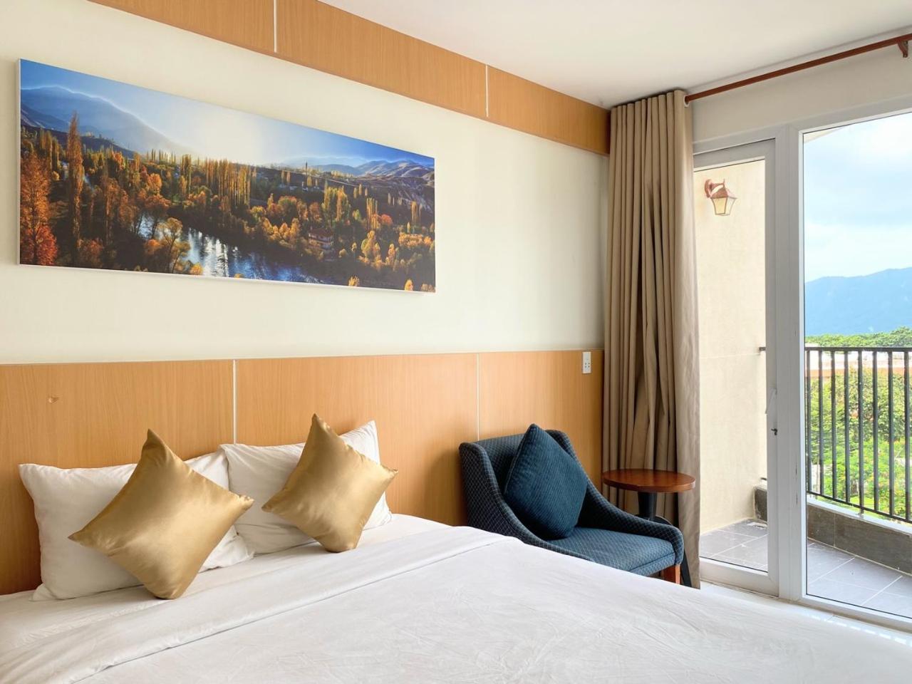 Conson Hotel Chi Khu Co Ong Luaran gambar