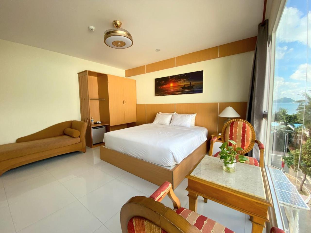Conson Hotel Chi Khu Co Ong Luaran gambar